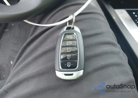 2022 Hyundai Elantra Sel from USA, damaged, VIN 5NPLM4AG4NH068641